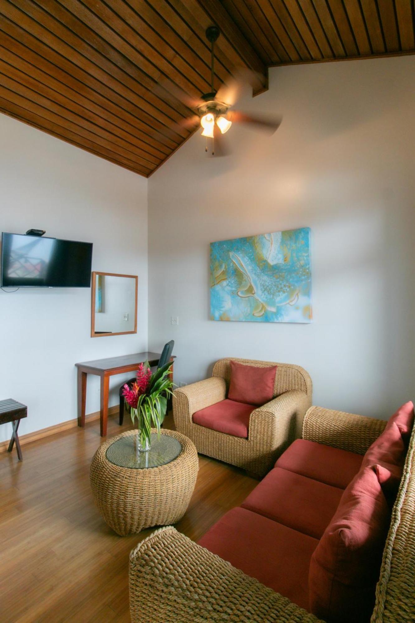 Hotel Palma Royale โบกัสทาวน์ ภายนอก รูปภาพ