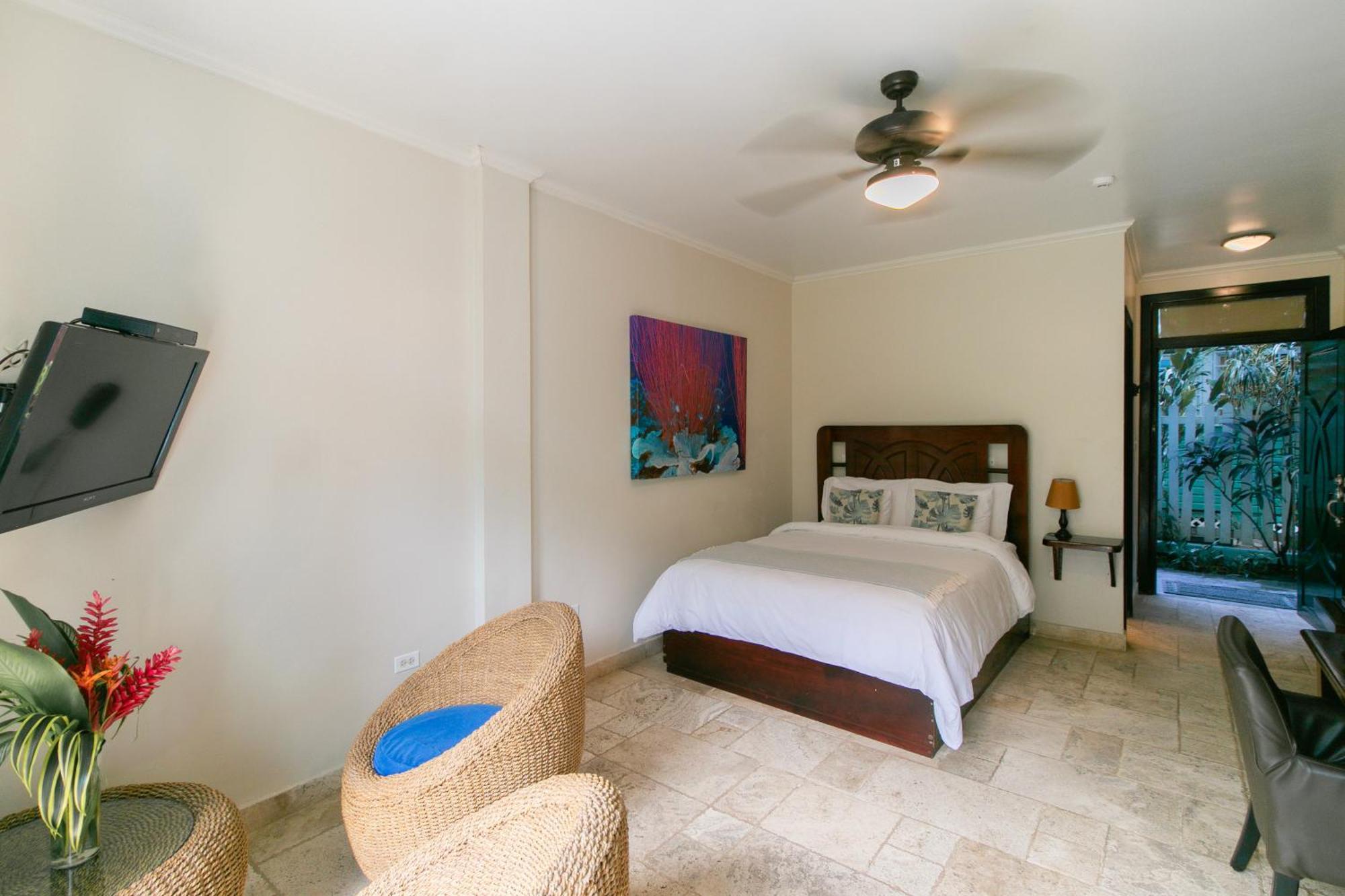Hotel Palma Royale โบกัสทาวน์ ภายนอก รูปภาพ