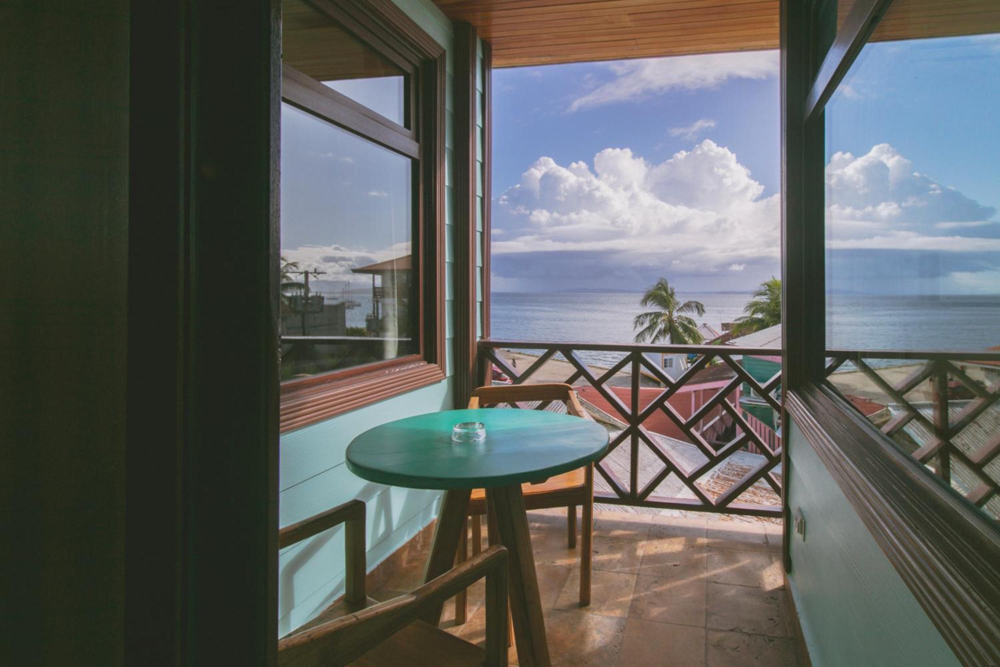 Hotel Palma Royale โบกัสทาวน์ ภายนอก รูปภาพ
